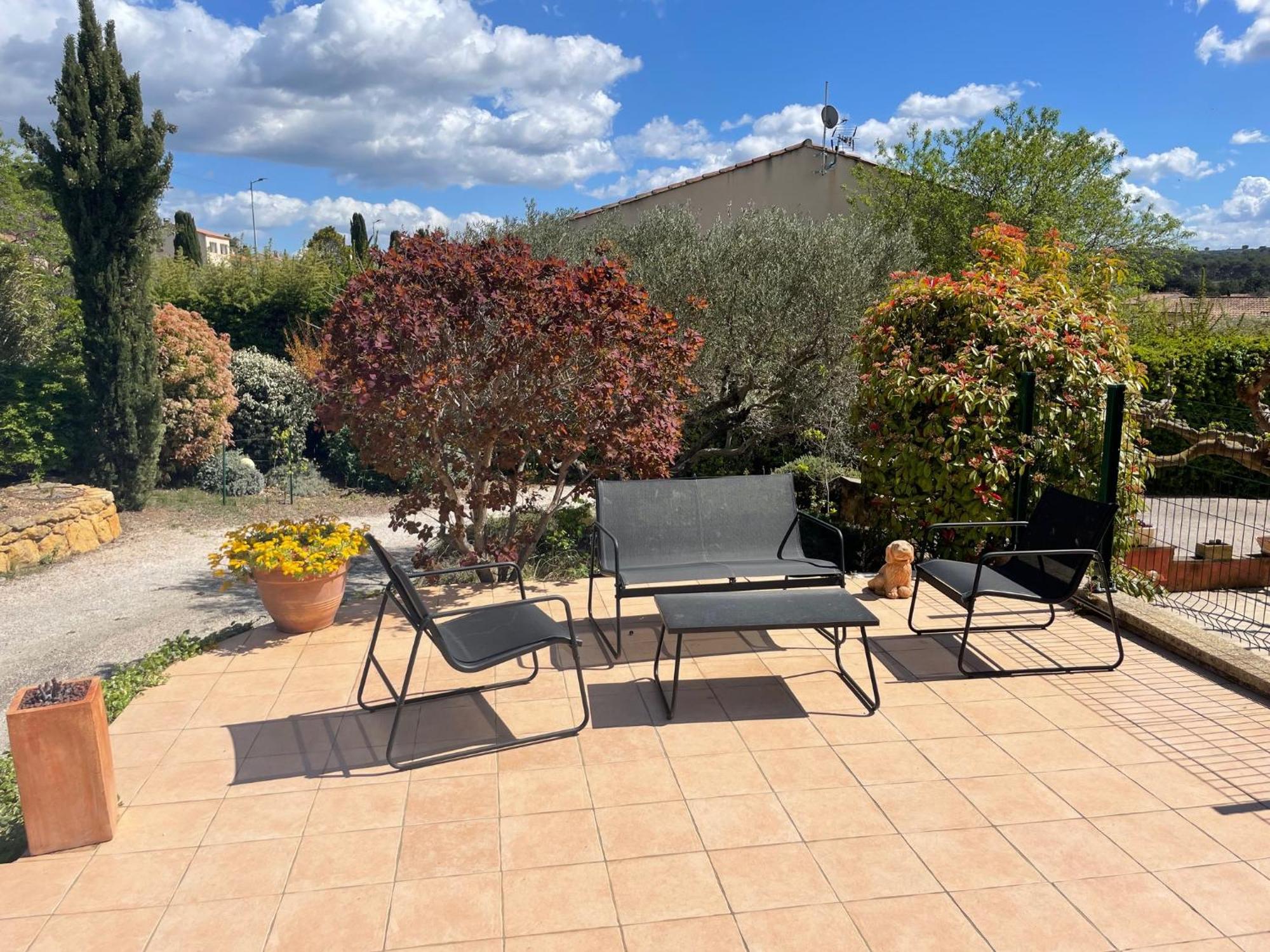 Studio Charmant Avec Terrasse Lançon-Provence Buitenkant foto